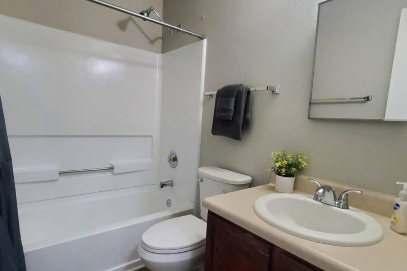 Ferienhaus Homey 4br In Converse Near Airforce Base